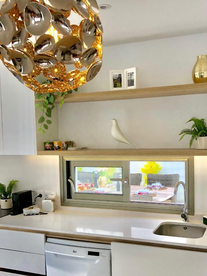 Los Alcázares Luxury Villa4You מראה חיצוני תמונה