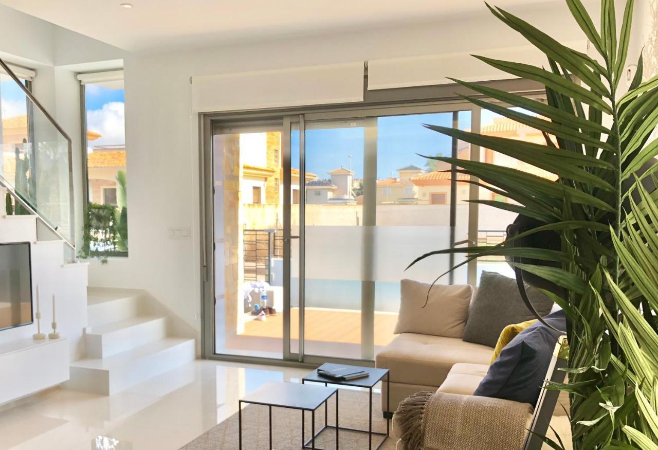 Los Alcázares Luxury Villa4You מראה חיצוני תמונה